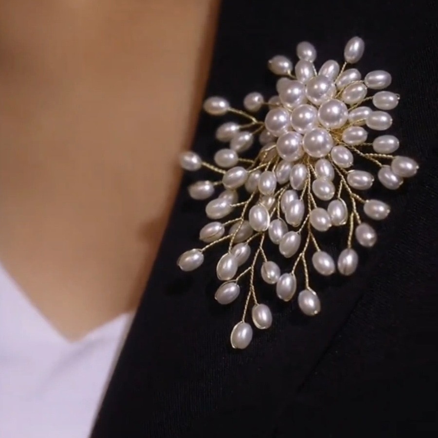 Pearls Brooch for Elegant Wome - Suit Supply Wedding Party review and price