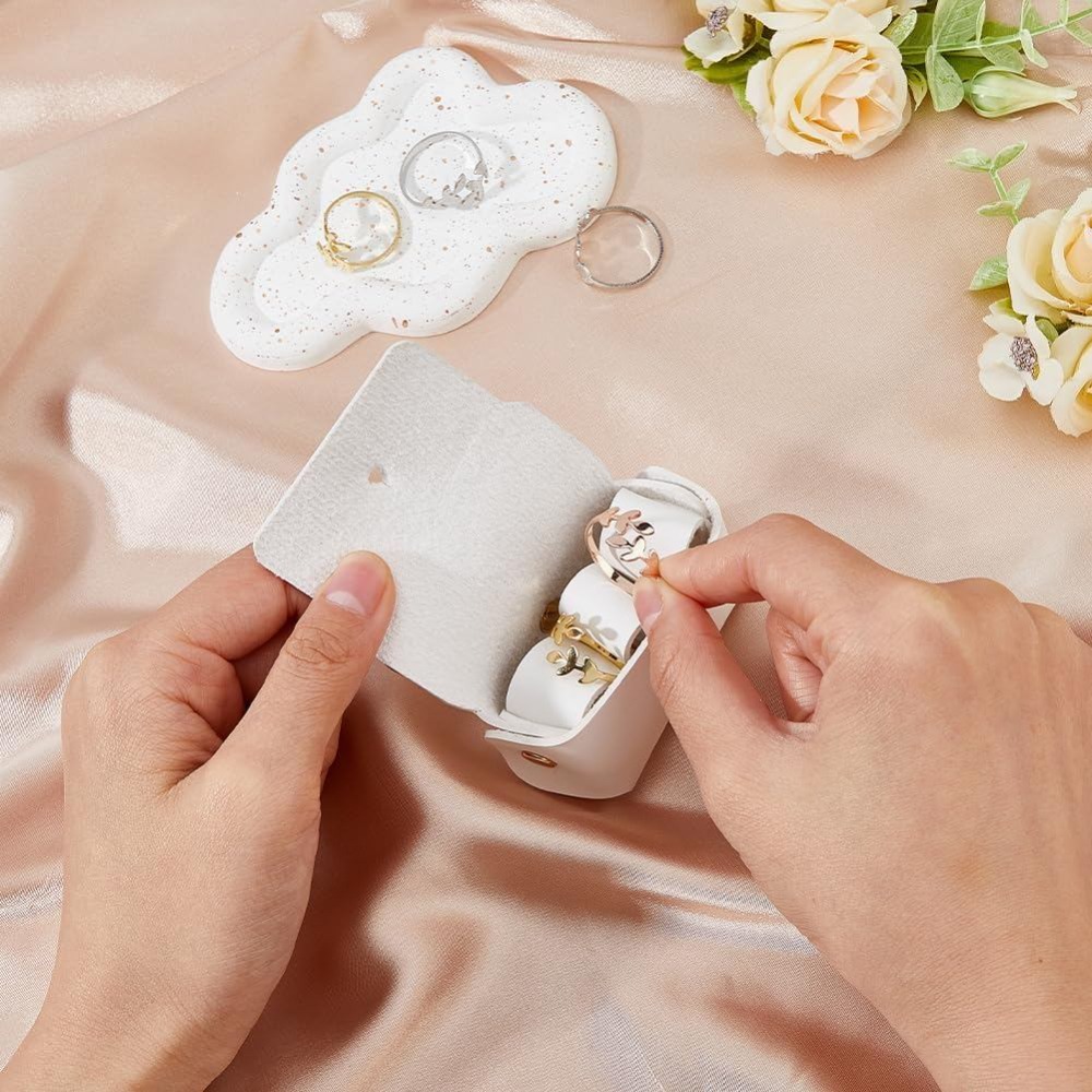 White Dog Ring Bearer Holder L - Wedding Supply.Box review and price